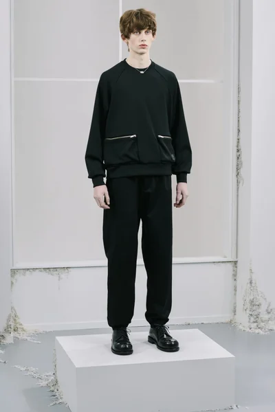 Look 11